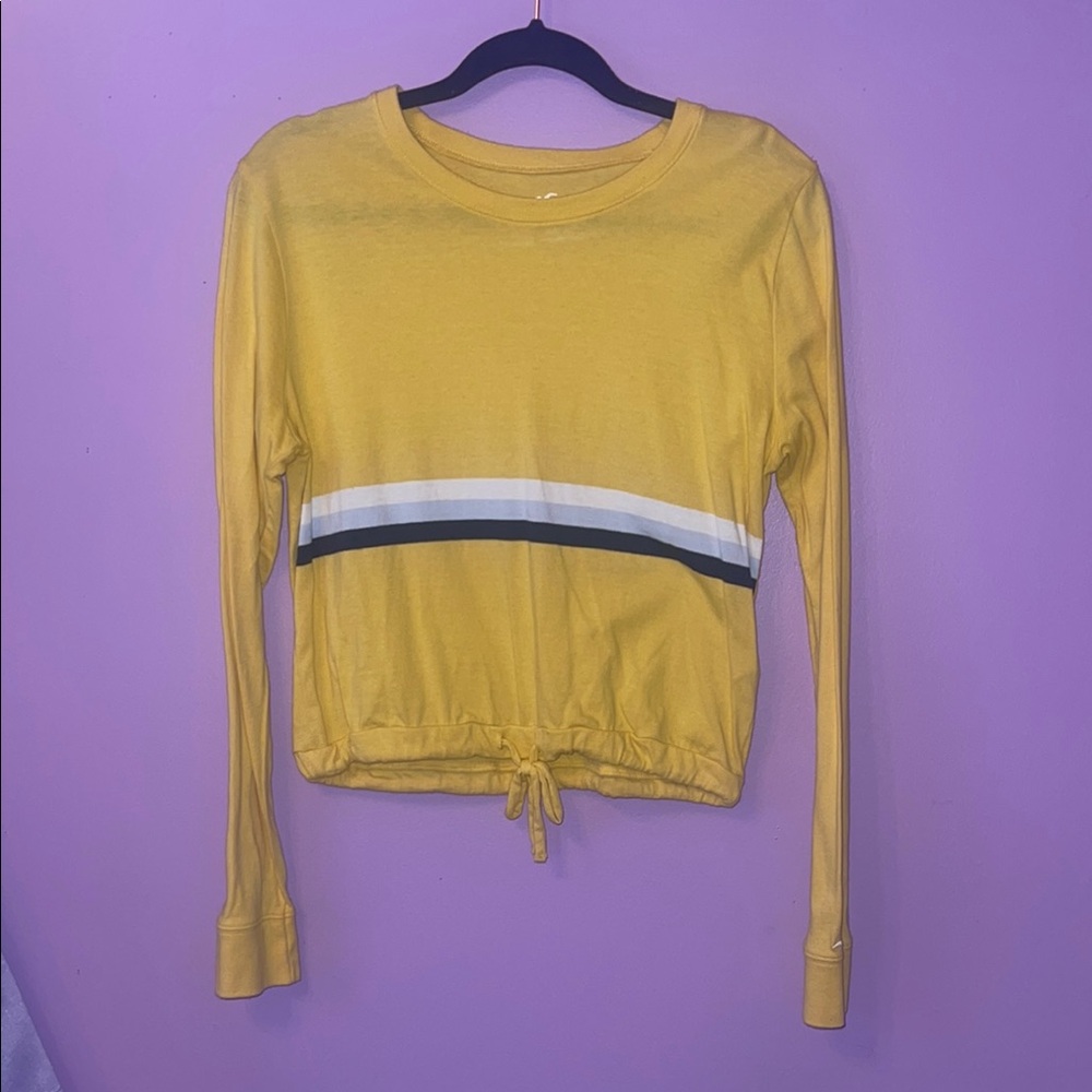 Hollister Mustard Boyfriend T-Shirt